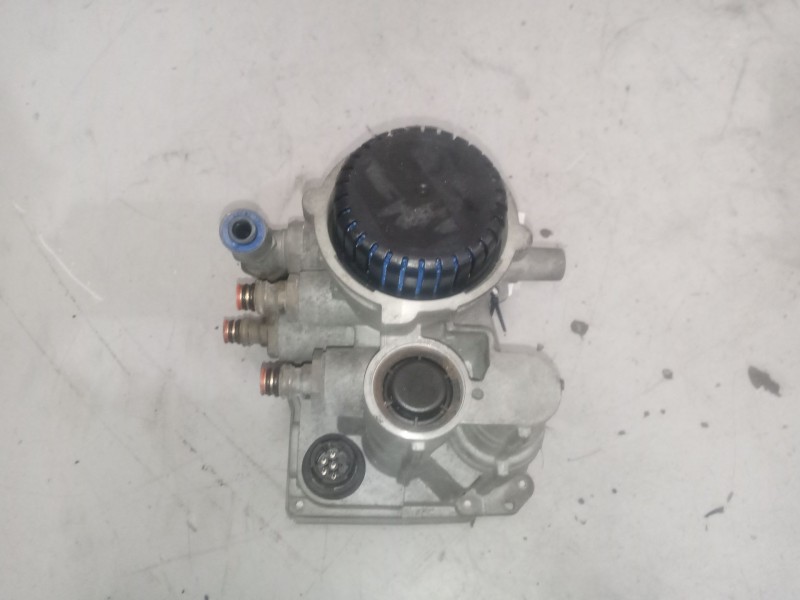 Recambio de valvula aire para iveco stralis (as) 12.9 diesel referencia OEM IAM 4802040020 VALVULA CONTROL REMOLQUE 