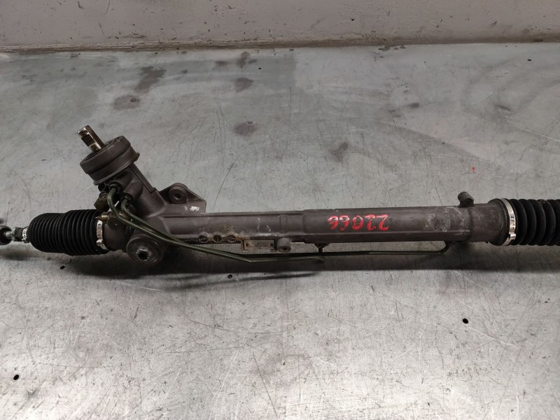 Recambio de cremallera direccion para volkswagen passat berlina (3b2) comfortline referencia OEM IAM 8D1422066F  