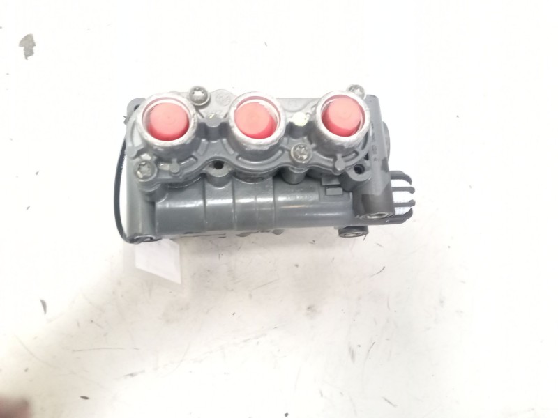 Recambio de valvula aire para daf serie xf euro 6 12.9 diesel referencia OEM IAM 2020257  4728900410