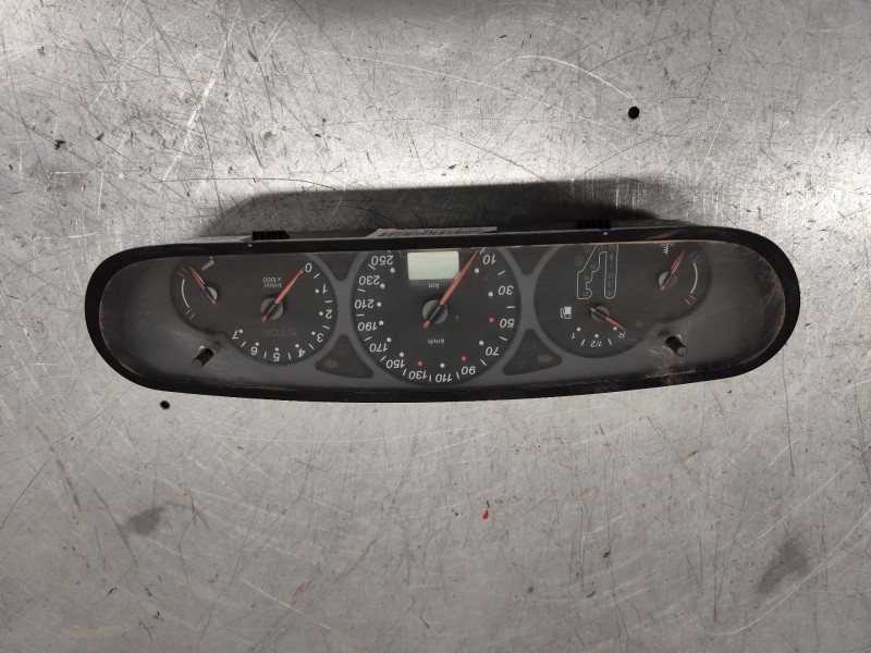 Recambio de cuadro instrumentos para citroën c5 berlina 3.0 v6 exclusive automático referencia OEM IAM 9632895080  