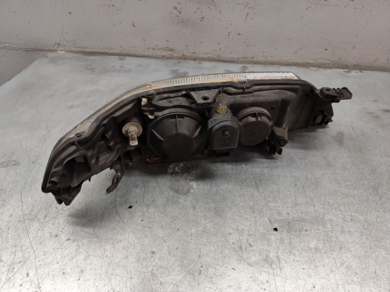 Recambio de faro izquierdo para renault laguna ii grandtour (kg0/1_) 2.2 dci (kg0f) referencia OEM IAM  XENON 