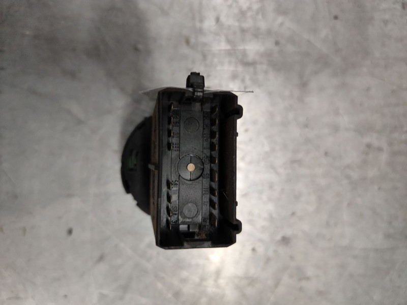 Recambio de mando luces para volkswagen passat berlina (3b2) básico referencia OEM IAM 1C0941531  