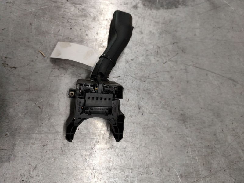 Recambio de mando limpia para volkswagen passat berlina (3b2) básico referencia OEM IAM   