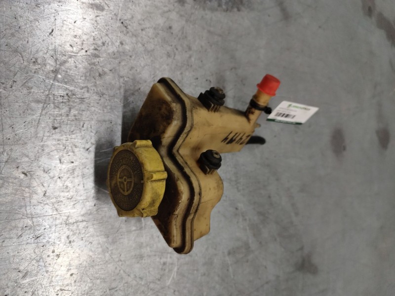 Recambio de deposito de direccion para ford fiesta (cbk) ambiente referencia OEM IAM 2S6C3531BC  