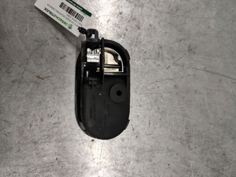 Recambio de maneta interior delantera derecha para ford fiesta (cbk) ambiente referencia OEM IAM   
