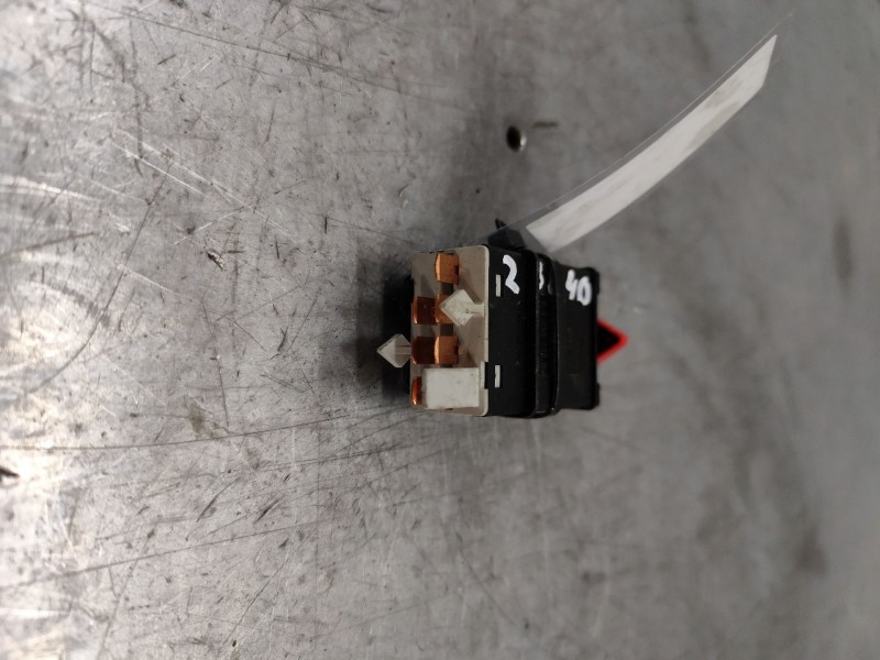 Recambio de warning para volkswagen polo berlina (6n2) conceptline referencia OEM IAM 1C0953235D  