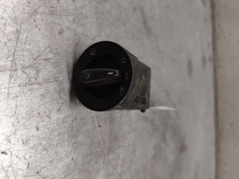 Recambio de mando luces para volkswagen polo (6n2) 1.4 referencia OEM IAM 1C0941531  