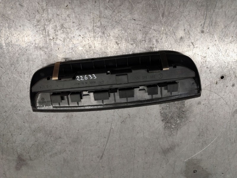 Recambio de luz central de freno para volkswagen passat berlina (3b2) básico referencia OEM IAM 3B5945121  