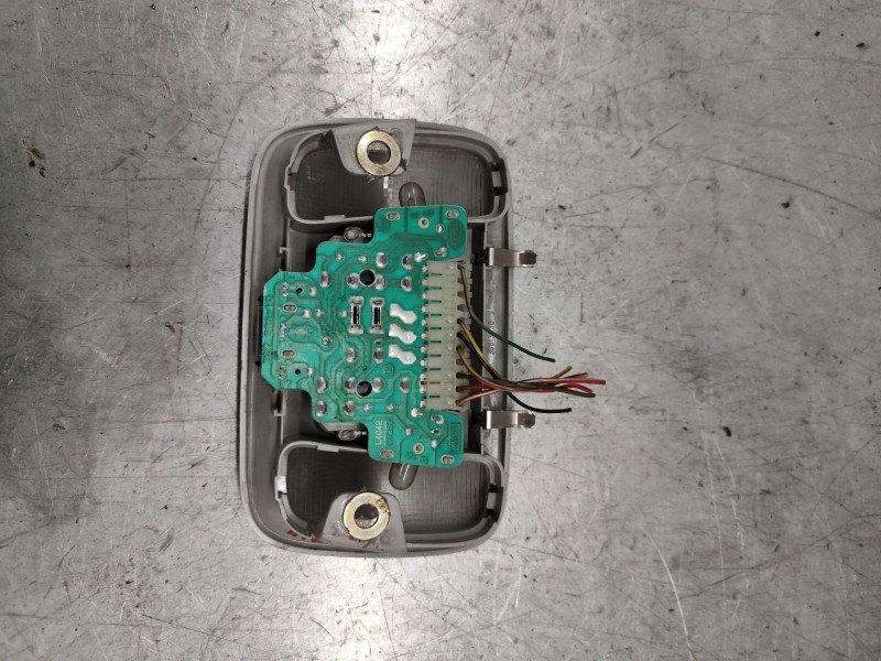 Recambio de luz interior para volvo s40 berlina 1.9 d+ (85kw) referencia OEM IAM 30813530  