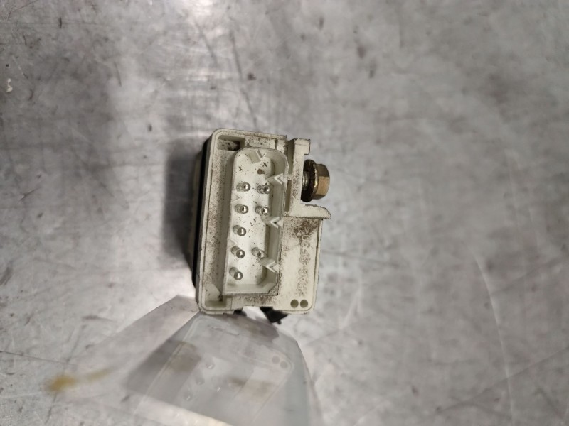 Recambio de modulo electronico para bmw serie 3 berlina (e46) 320d referencia OEM IAM 2247664  
