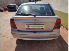 opel astra g berlina del año 2003