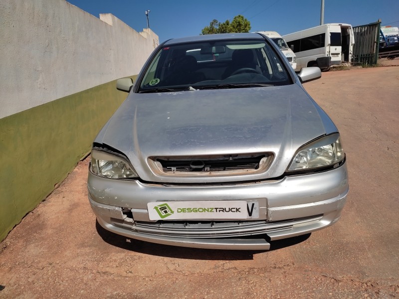 opel astra g berlina del año 2003