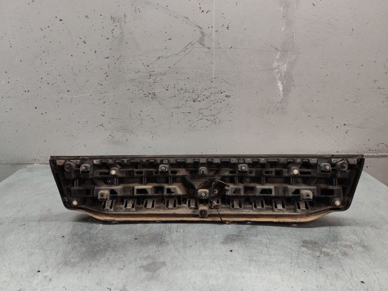 Recambio de molduras traseras para citroën c4 berlina cool referencia OEM IAM   