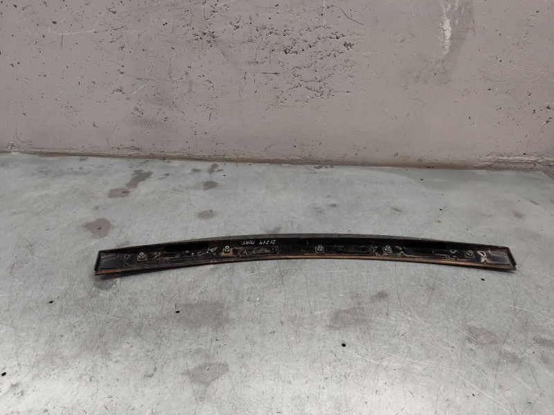 Recambio de aleron trasero para citroën c4 berlina cool referencia OEM IAM   