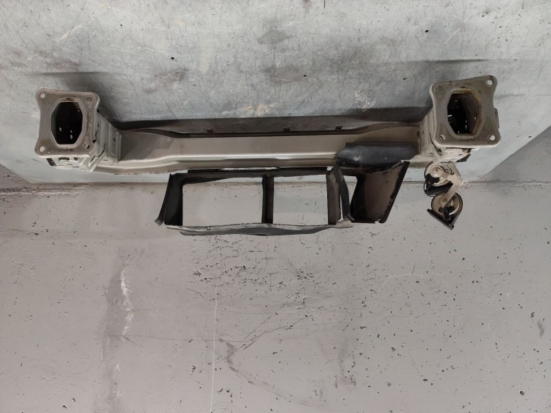 Recambio de refuerzo paragolpes delantero para ford focus lim. (cb8) titanium referencia OEM IAM   