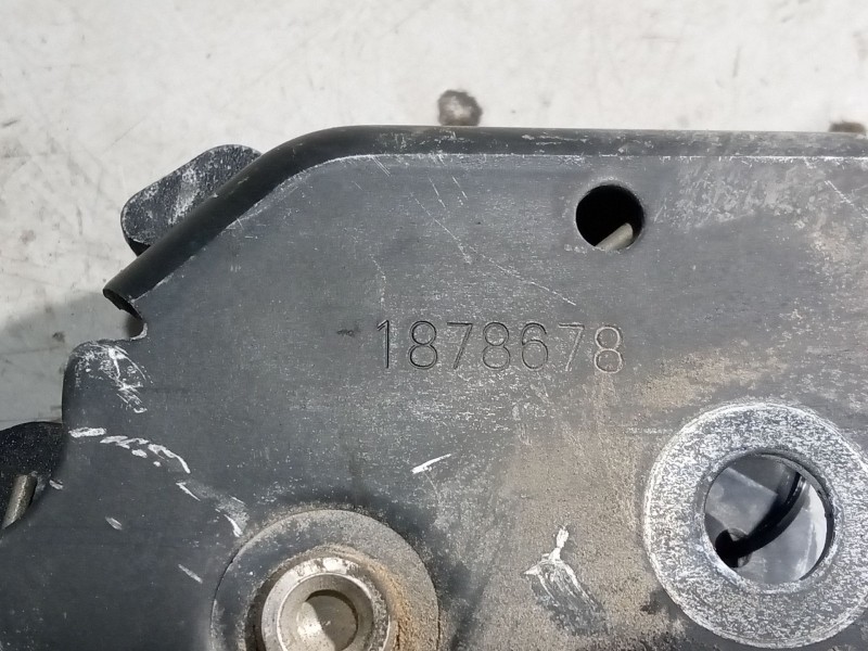 Recambio de cierre cabina derecho para daf serie xf euro 6 12.9 diesel referencia OEM IAM 1878678  