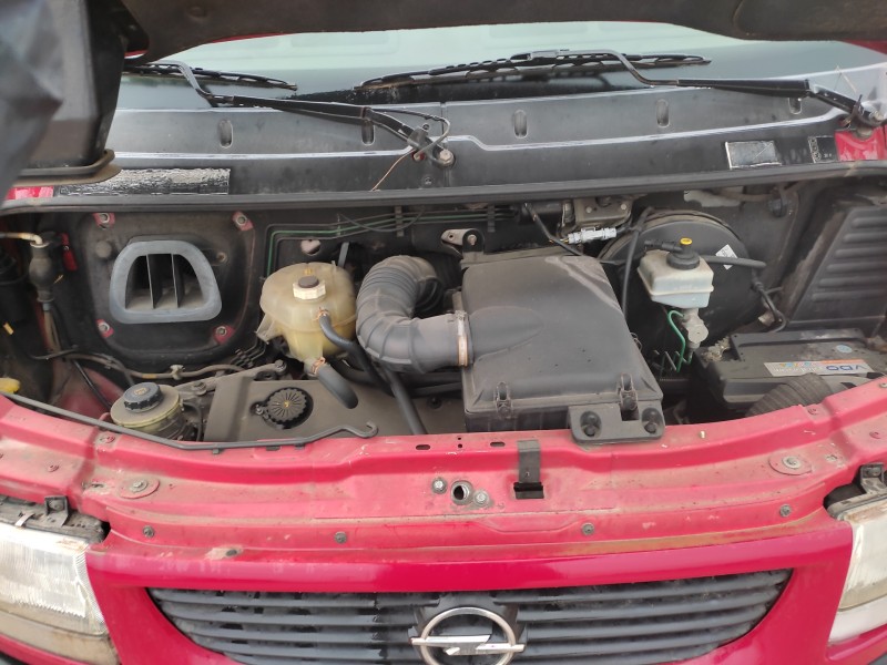 opel movano del año 2000