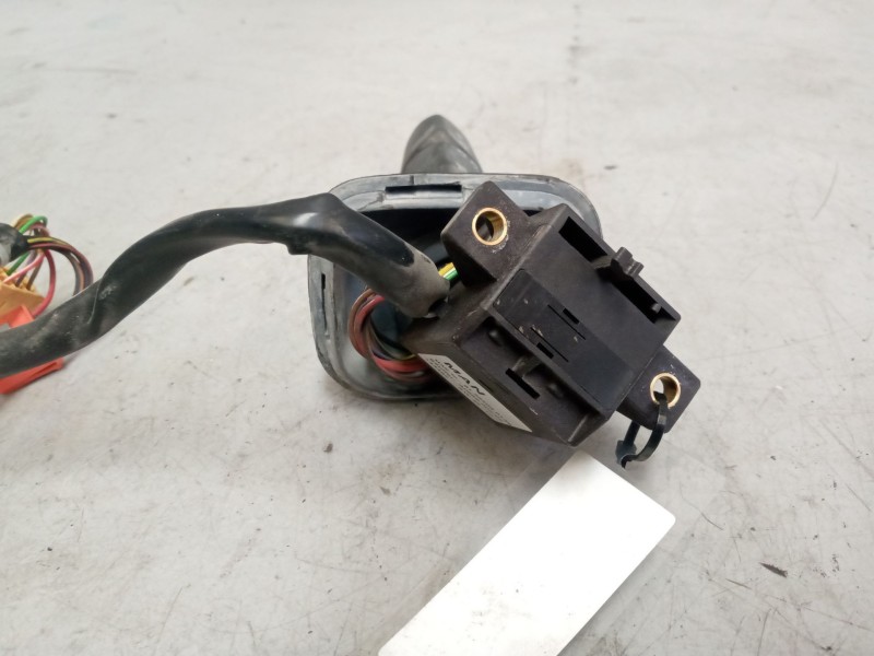 Recambio de mando intermitentes para man tgx 18.xxx 12.4 diesel referencia OEM IAM 81255090139  