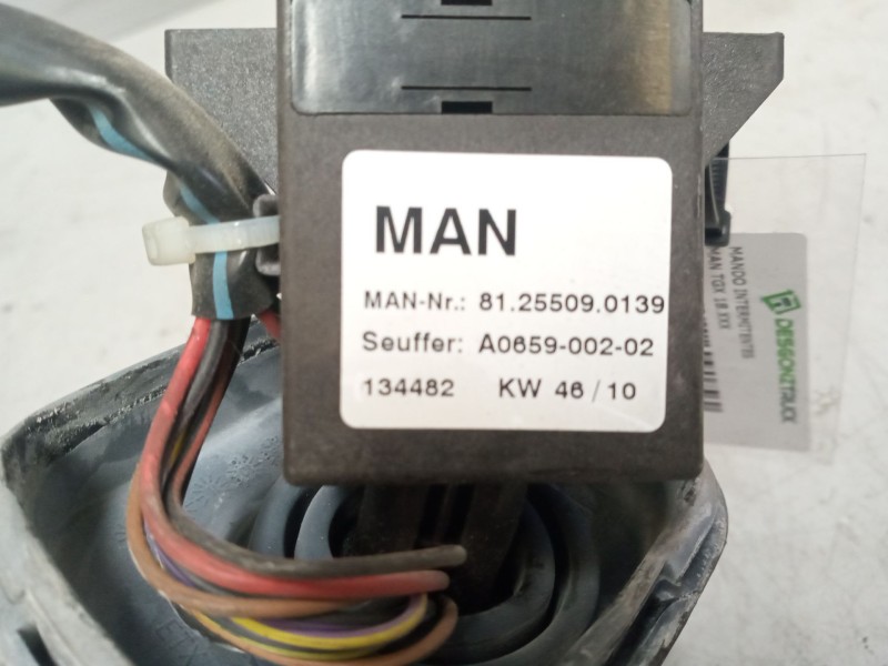 Recambio de mando intermitentes para man tgx 18.xxx 12.4 diesel referencia OEM IAM 81255090139  