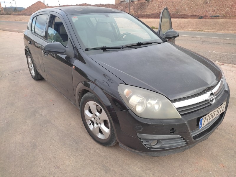 opel astra h berlina del año 2005