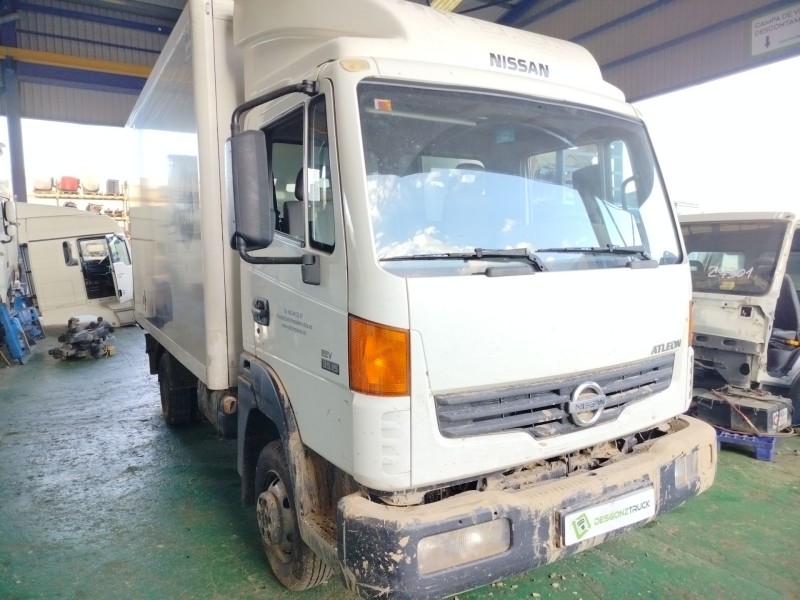 nissan trucks atleon del año 2013