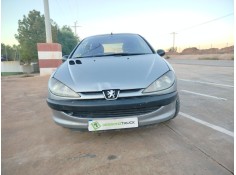 peugeot 206 berlina del año 2001