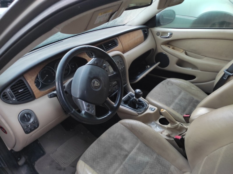 jaguar x-type del año 2007