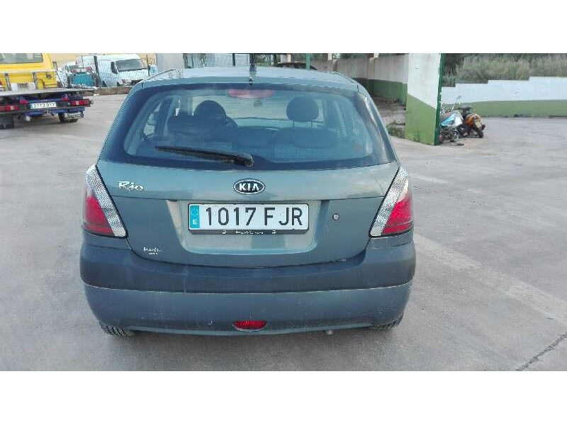 kia rio del año 2006