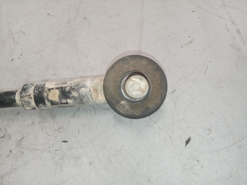 Recambio de bieleta estabilizadora delantera derecha para nissan cabstar 01.04  3.0 diesel referencia OEM IAM   