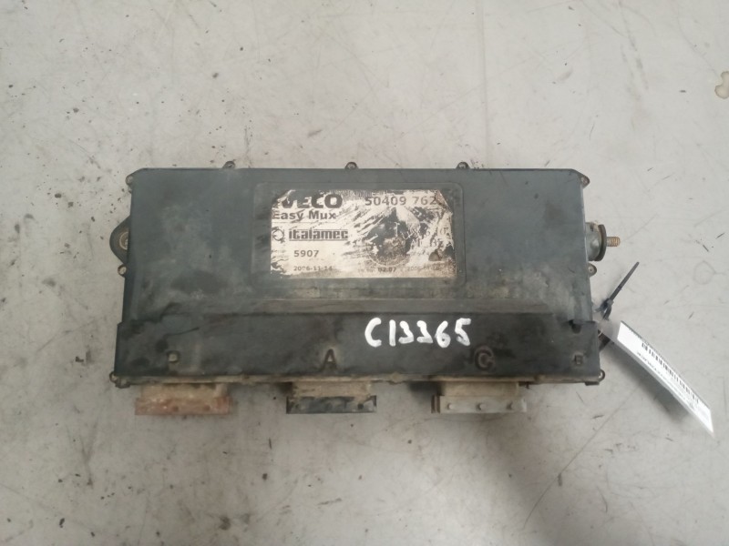 Recambio de modulo electronico para iveco eurocargo 05.03  5.9 diesel referencia OEM IAM 504097627  