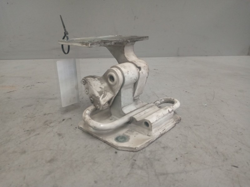 Recambio de bisagra delantera derecha para man tgx 18.xxx 12.4 diesel referencia OEM IAM   superior