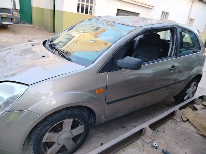 ford fiesta (cbk) del año 2003