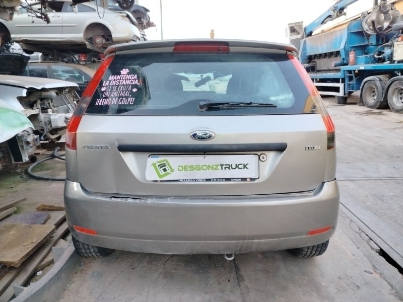 ford fiesta (cbk) del año 2003