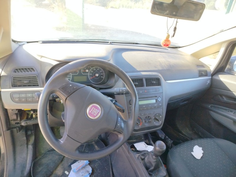 fiat grande punto (199) del año 2005