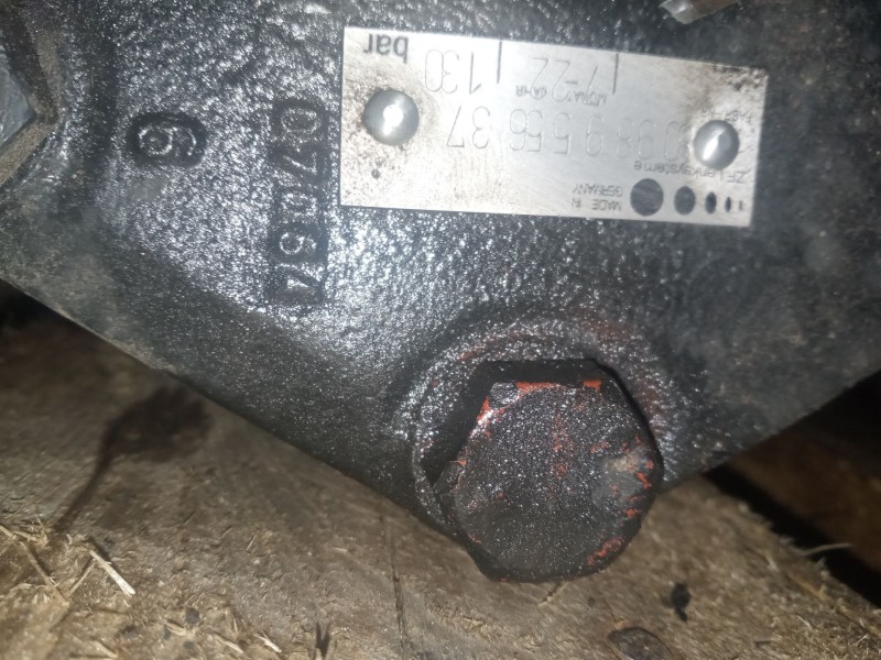 Recambio de caja direccion para iveco eurocargo 05.03  5.9 diesel referencia OEM IAM 504060688  8098955637