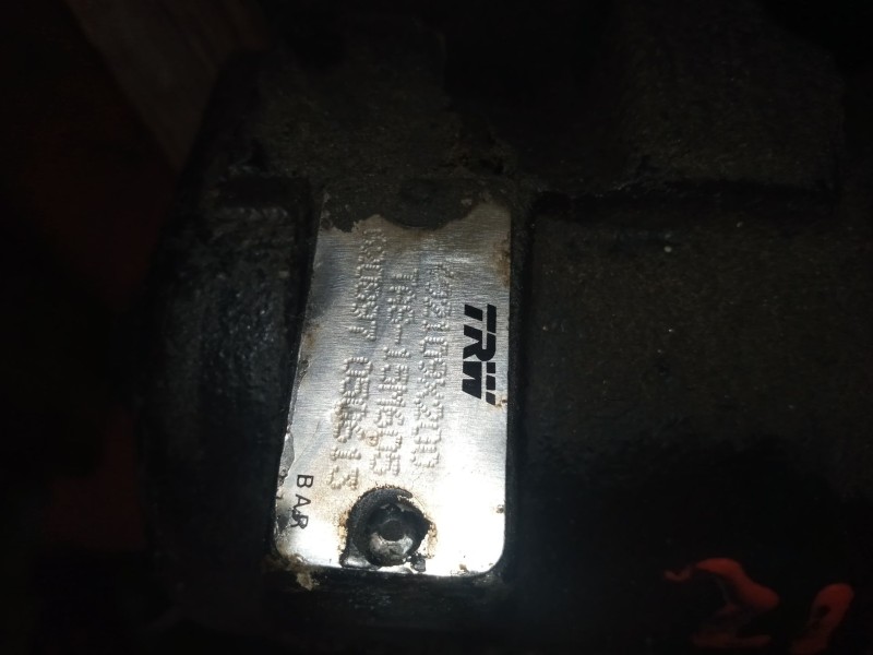 Recambio de caja direccion para nissan cabstar 01.04  3.0 diesel referencia OEM IAM 402109x200  tas15m605