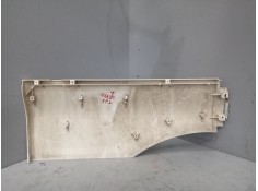 Recambio de moldura trasera cabina para man tgx 18.xxx 12.4 diesel referencia OEM IAM 81615100409  IZQUIERDA 2