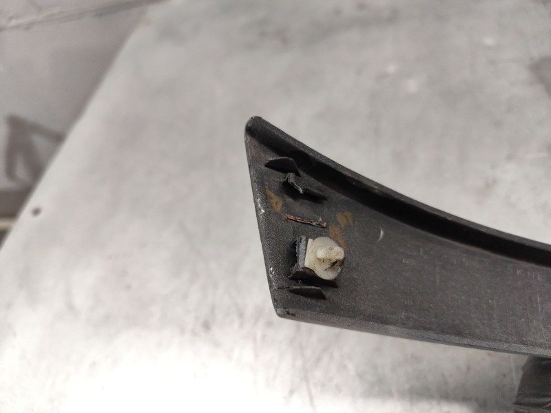 Recambio de rejilla delantera para peugeot 206 berlina x-line referencia OEM IAM   