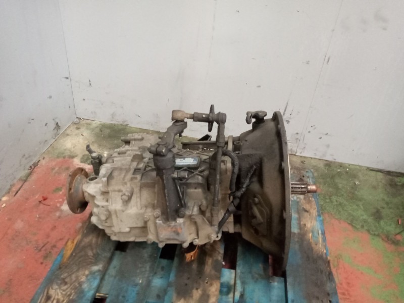 Recambio de caja cambios para nissan trucks atleon tk10.95 referencia OEM IAM S542 32010D9201 1307050138