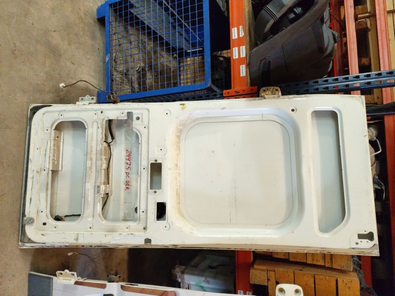 Recambio de porton trasero derecho para peugeot boxer furgoneta 2.0 bluehdi 130 referencia OEM IAM   