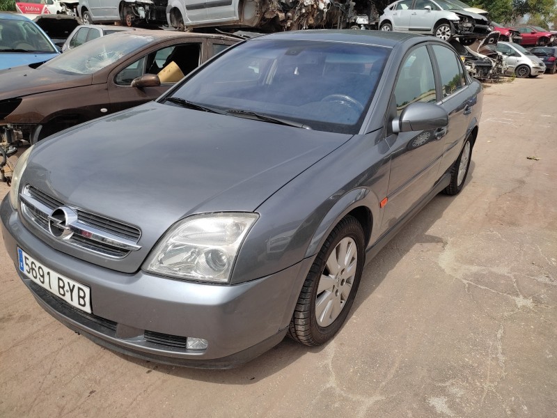 opel vectra c berlina del año 2002