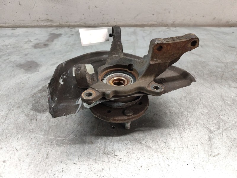 Recambio de mangueta delantera izquierda para volvo s40 berlina 1.9 d+ (85kw) referencia OEM IAM   