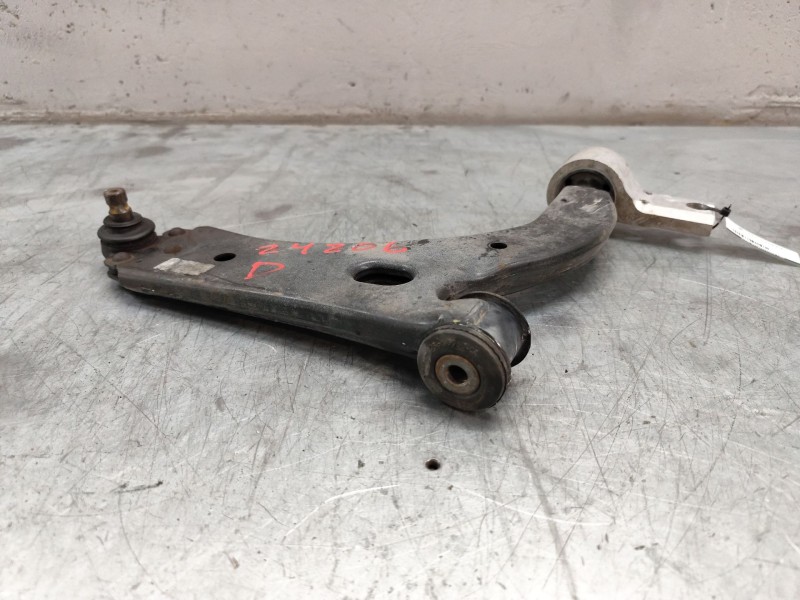 Recambio de brazo suspension inferior delantero derecho para ford fiesta (cbk) ambiente referencia OEM IAM   