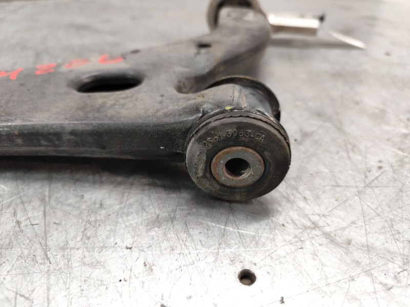 Recambio de brazo suspension inferior delantero derecho para ford fiesta (cbk) ambiente referencia OEM IAM   