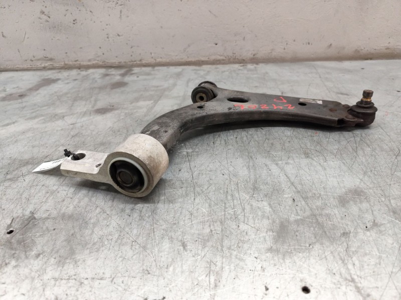 Recambio de brazo suspension inferior delantero derecho para ford fiesta (cbk) ambiente referencia OEM IAM   