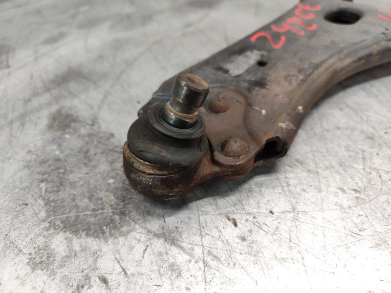 Recambio de brazo suspension inferior delantero izquierdo para ford fiesta (cbk) ambiente referencia OEM IAM   