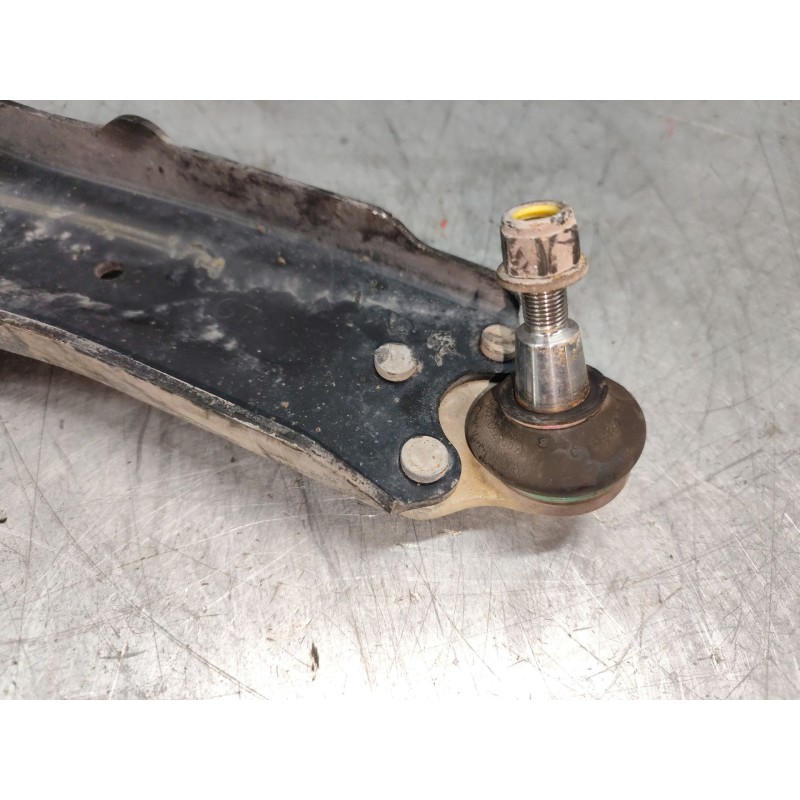 Recambio de brazo suspension inferior delantero derecho para renault grand scénic iii (jz0/1_) 1.5 dci referencia OEM IAM   