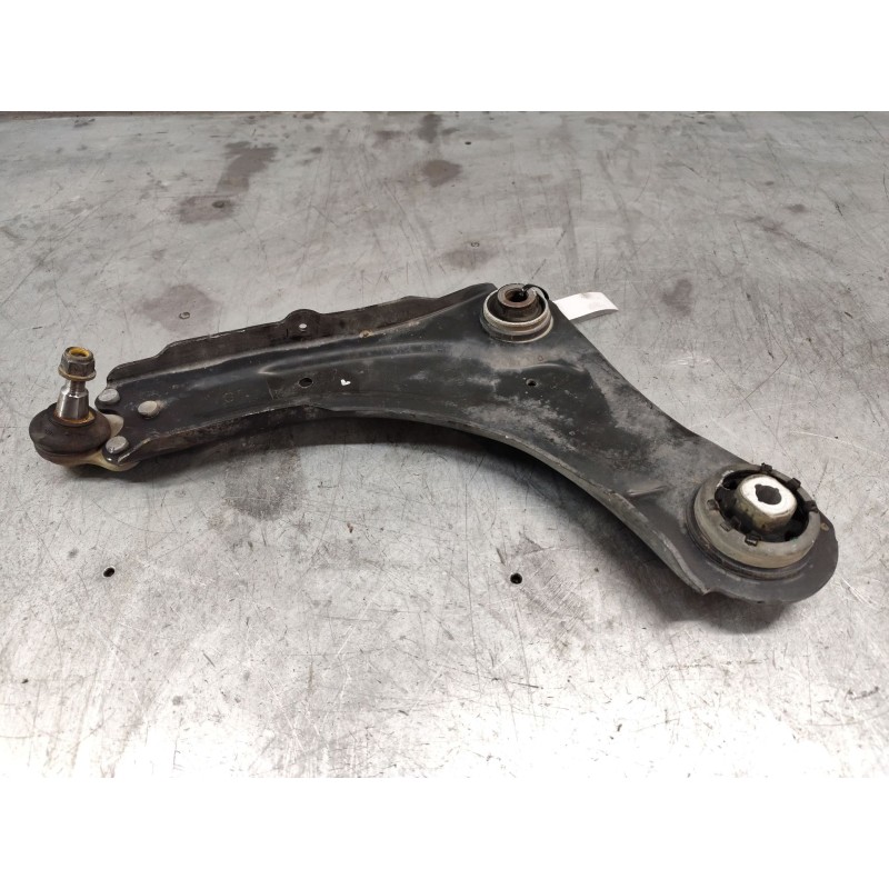 Recambio de brazo suspension inferior delantero izquierdo para renault grand scénic iii (jz0/1_) 1.5 dci referencia OEM IAM   