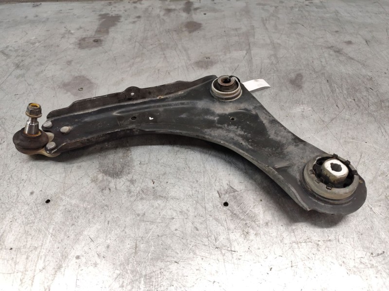 Recambio de brazo suspension inferior delantero izquierdo para renault grand scénic iii (jz0/1_) 1.5 dci referencia OEM IAM   
