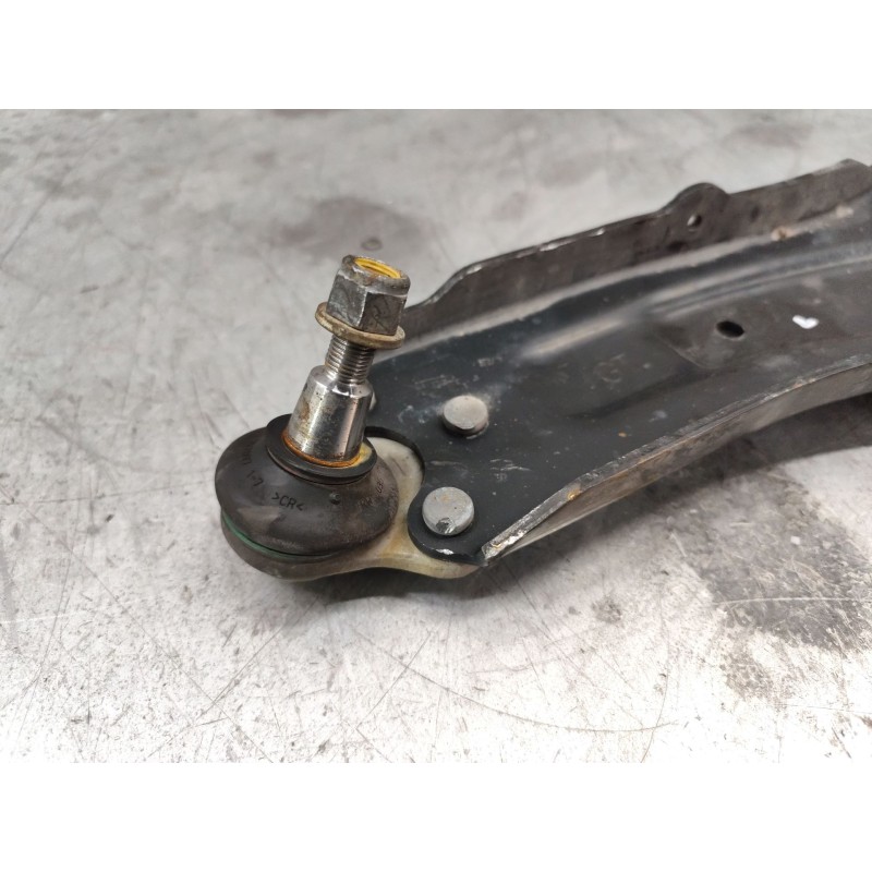 Recambio de brazo suspension inferior delantero izquierdo para renault grand scénic iii (jz0/1_) 1.5 dci referencia OEM IAM   